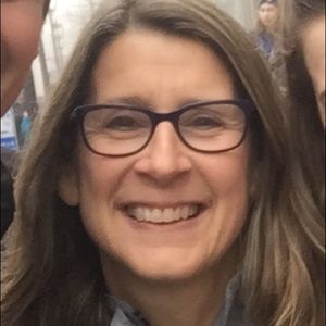 Meet your Posher, Mitzi